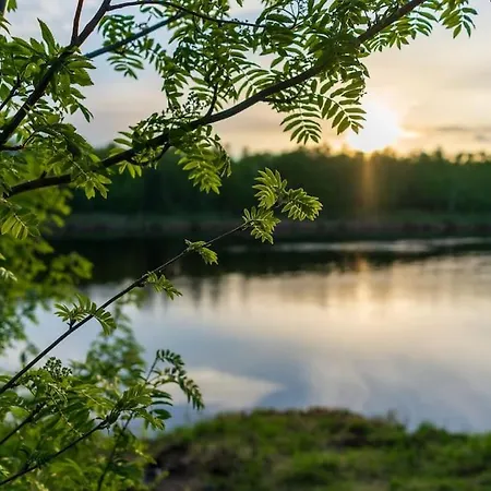 Vakantiehuis Eramokki - 4,5 Km Ivalon Lentokentalta! Inari