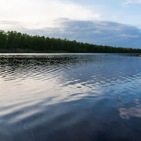 Vakantiehuis Eramokki - 4,5 Km Ivalon Lentokentalta! *